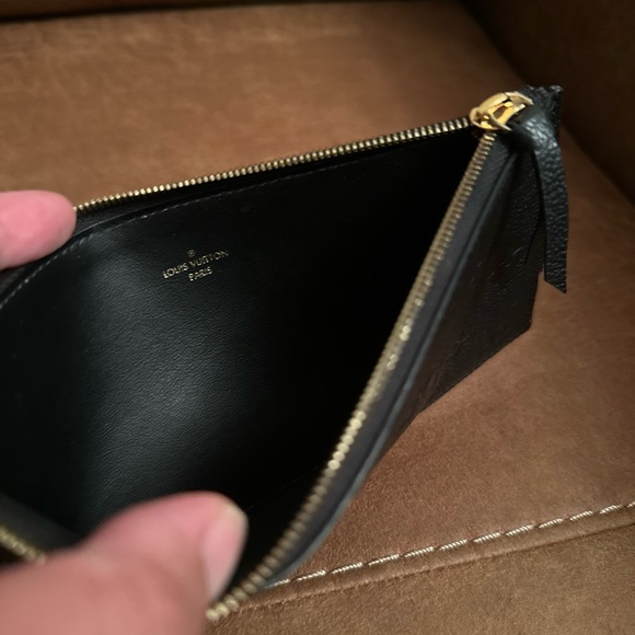 Louis Vuitton Felicie Pochette Monogram Empreinte Leather - Picture 15 of 15